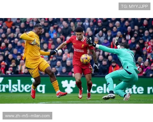 前锋点球冷静命中带队进入决赛圈成为头条新闻