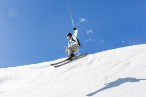 米兰体育-校园足球设立校园杯系列赛打造品牌赛事IP，校园足球冠军杯