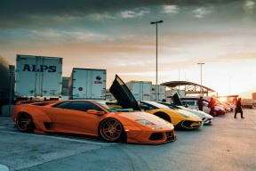 米兰体育APP-皇马边路快攻成为进攻主旋律，皇马右路