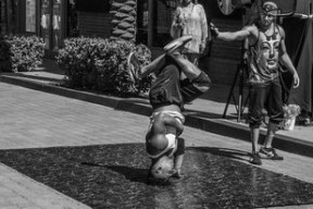 AC米兰-“2025世界运动会：运动舞蹈，舞者用节奏打破极限，激烈角逐精彩不停”