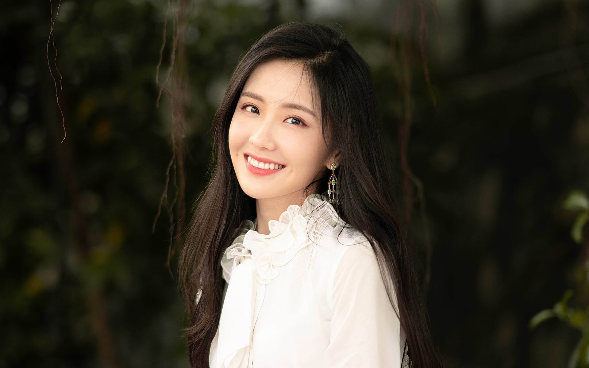 “曼城阵容豪华,誓言捍卫欧冠荣耀”